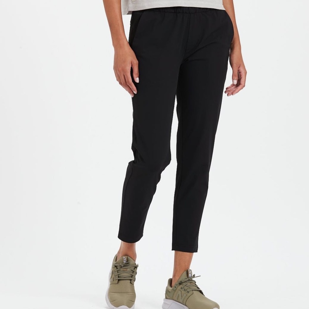 Vuori Women's Wayfarer Pant - Black - Size M
